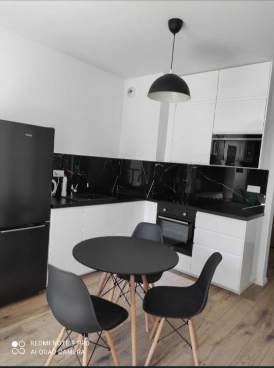 Airport Apartment Βαρσοβία Εξωτερικό φωτογραφία